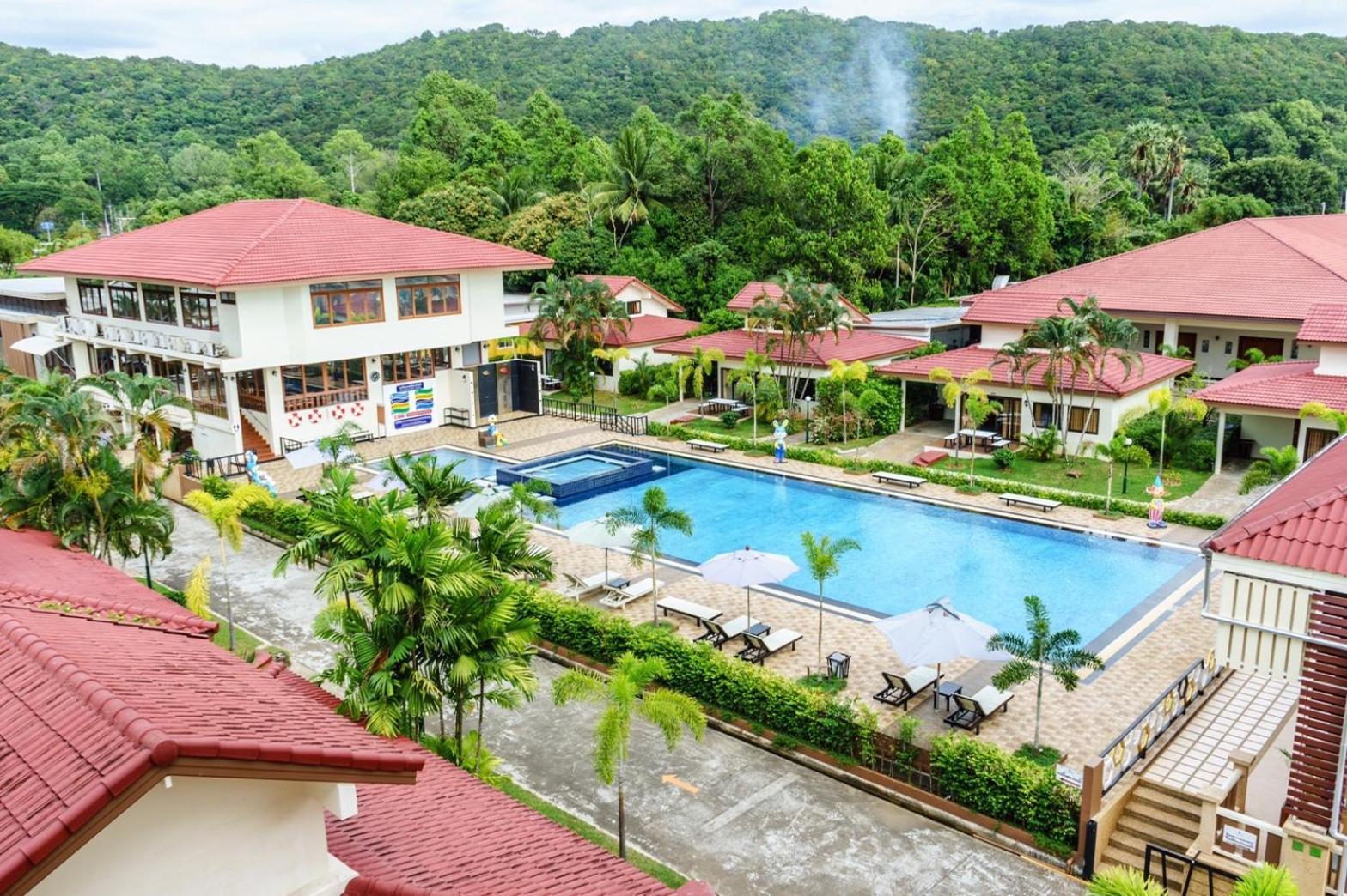 New Travel Beach Hotel & Resort Chao Lao-stranda Eksteriør bilde
