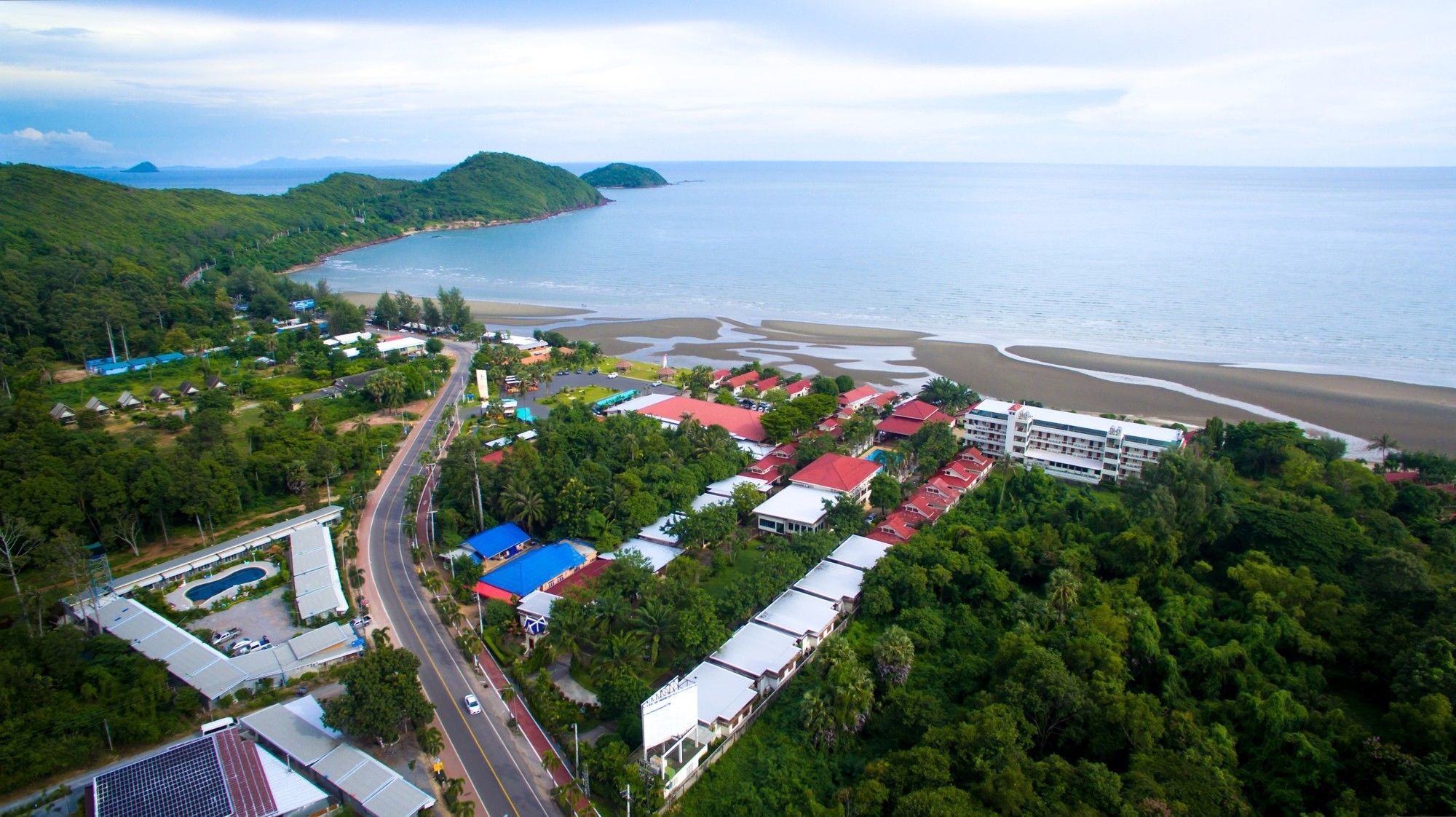 New Travel Beach Hotel & Resort Chao Lao-stranda Eksteriør bilde