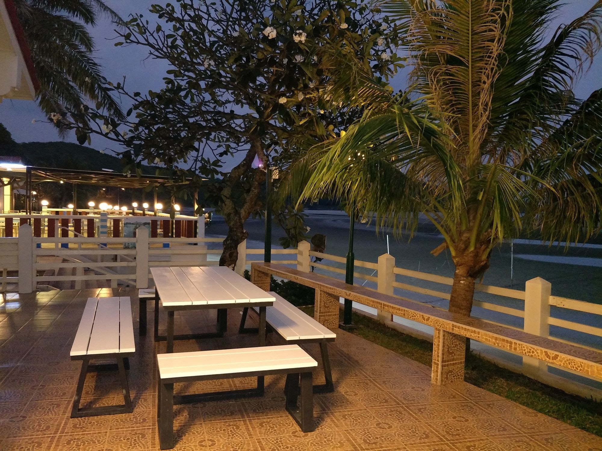 New Travel Beach Hotel & Resort Chao Lao-stranda Eksteriør bilde